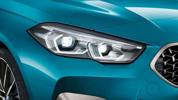 Adaptive LED-lykter BMW 2-serie Gran Coupé Adaptive LED-lykter BMW 2-serie Gran Coupé Snapper Rocks blå metallic F44 næropptak