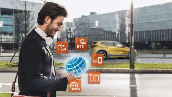 BMW 3-serie Sedan med Professional Connected-pakke. Nærbilde av skjermene på førerplassen i BMW 3-serie Sedan med Professional Connected-pakke.