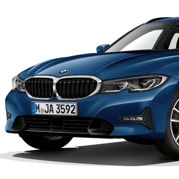 Modell Sport Line sett på skrått forfra BMW 3-serie Touring, modell Sport Line sett på skrått forfra