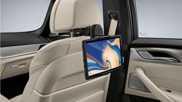 BMW universalholder BMW 5-serie Sedan G30 BMW universalholder for nettbrettetui, Travel & Comfort BMW 5-serie Sedan G30