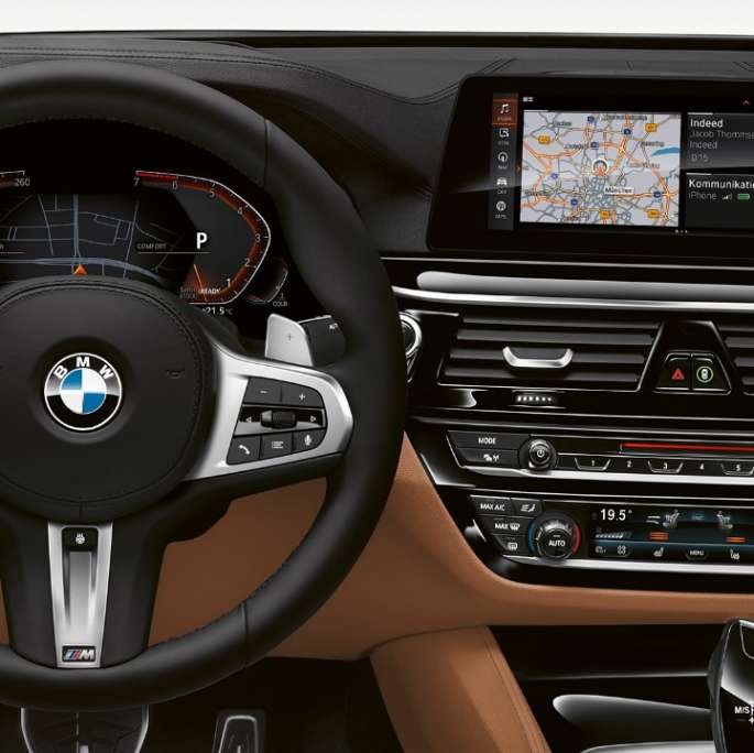 BMW 6-serie Gran Turismo G32 M Sportspakke cockpit M skinnratt med multifunksjonstaster BMW 6-serie Gran Turismo G32 2017 M Sportspakke cockpit
