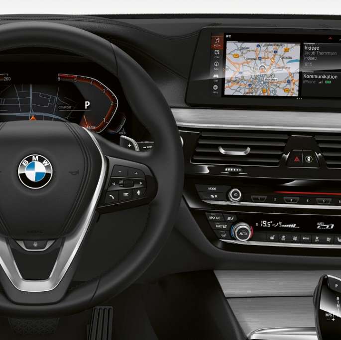 BMW 6-serie Gran Turismo G32 Sport Line cockpit Interiørlister i høyglanset sort BMW 6-serie Gran Turismo G32 2017 Sport Line cockpit