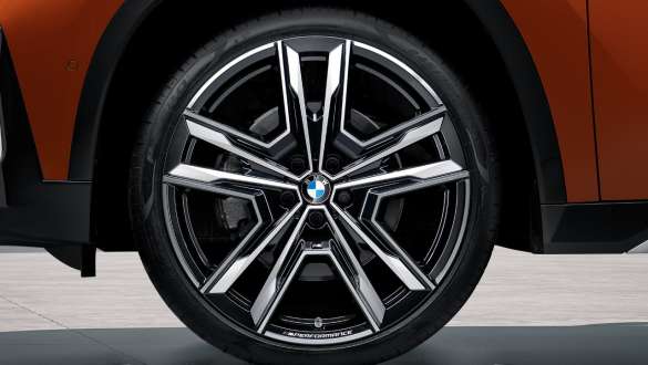 BMW U11 BEV 21" M Performance lettmetallfelg BMW U11 BEV 21" M Performance lettmetallfelg dobbelteke 877 M tofarget