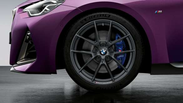19" M Performance lettmetallfelger med Y-eke 898 M i Frozen Gunmetal Grey BMW 2-serie Coupé G42 2021 19" M Performance lettmetallfelger med Y-eke 898 M i Frozen Gunmetal Grey BMW 2-serie Coupé G42 2021