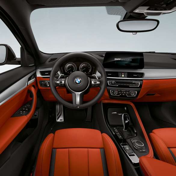 Cockpit BMW X2 M35i Cockpit BMW X2 M35i 2018 F39 Interiør