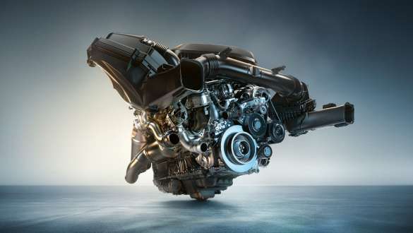 BMW M TwinPower Turbo 6-sylindret bensin-rekkemotor BMW M4 Competition Coupé G82 2020 BMW M4 Competition Coupé G82 2020 BMW M TwinPower Turbo 6-sylindret bensin-rekkemotor nærbilde