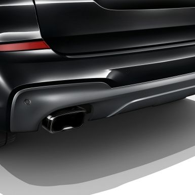 Enderørsdeksler på BMW X3 M40i og BMW X3 M40d. Utvendig design på BMW X3 M40i og BMW X3 M40d i safirsort metallic med enderørsdeksler i sort krom.