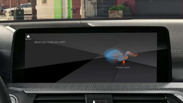 BMW X4 M-modeller med Driving Assistant Plus. BMW X4 M-modeller med kontrolldisplay med Driving Assistant Plus.
