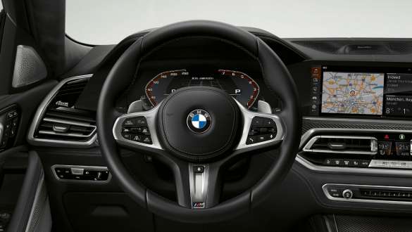 BMW X6 M50i kupé M skinnratt G06 Nærbilde BMW X6 M50i M50d G06 2018 SUV kupé M skinnratt