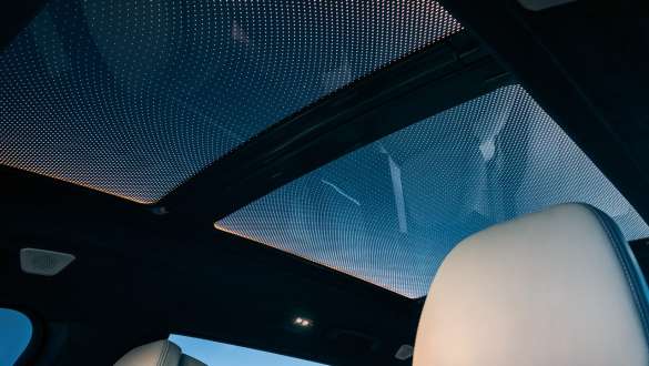 BMW X7 M-modell med panorama-glasstak Sky Lounge BMW X7 M-modell, interiør med panorama-glasstak Sky Lounge, G07