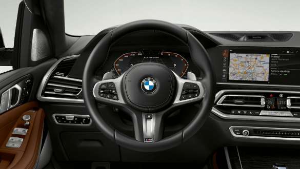 BMW X7 M-modell med M Skinnratt G07 2019 BMW X7 M-modell med M Skinnratt G07 2019 Førerplass
