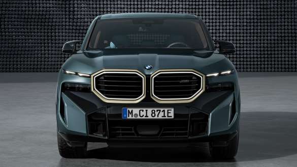 BMW XM G09 Sett forfra BMW XM G09 Eksteriør sett forfra