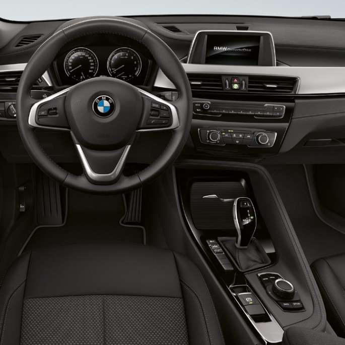 Cockpit BMW X2 sDrive20i Modell Advantage BMW X2 sDrive20i Modell Advantage 2018 F39 Interiør cockpit
