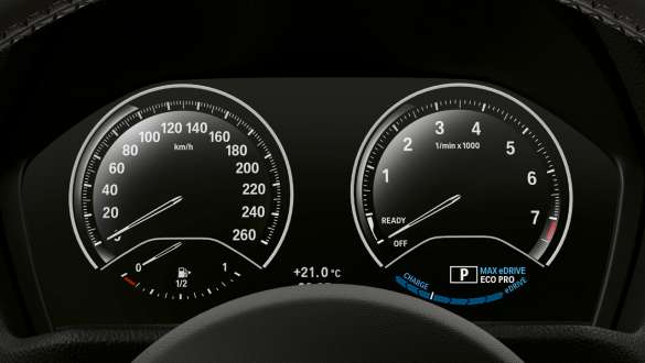 Instrumentpanel BMW X2 xDrive25e Plug-in hybrid Interiør BMW X2 xDrive25e F39 2020 Plug-in hybrid Interiør Instrumentpanel