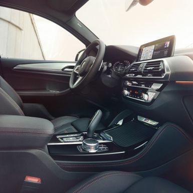 Innvendig utstyr av høy kvalitet BMW X4 Innvendig utstyr av høy kvalitet BMW X4 G02 2018 interiør
