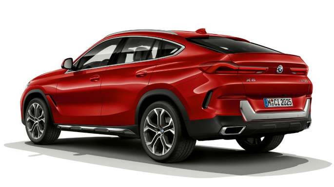 BMW X6 med BMW xLine, hekk. BMW X6 med BMW xLine, sett bakfra.