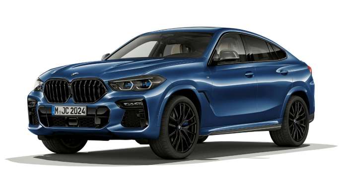 BMW X6 med M sportspakke, eksteriør. BMW X6 med M sportspakke sett forfra.