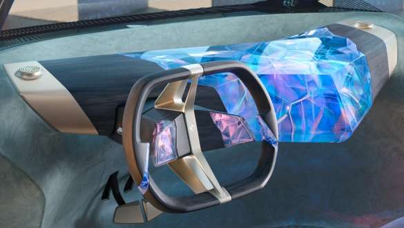 Svevende instrumentpanel som skulptur BMW i Vision Circular 2021 BMW i Vision Circular 2021 visjonsbil interiørdesign svevende instrumentpanel som skulptur
