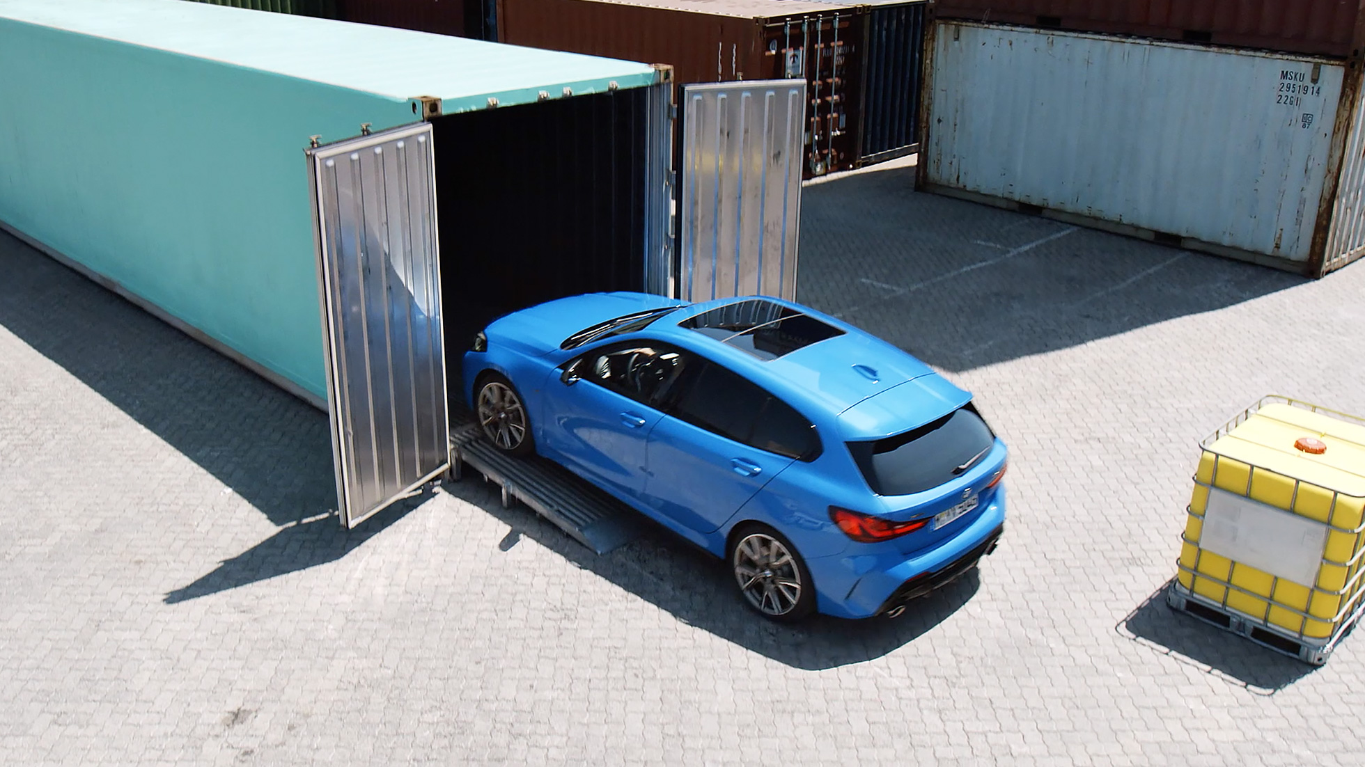 BMW 1-serie Parking Assistant. Parkeringshjelpen Parking Assistant til BMW 1-serie inklusive ryggeassistent.