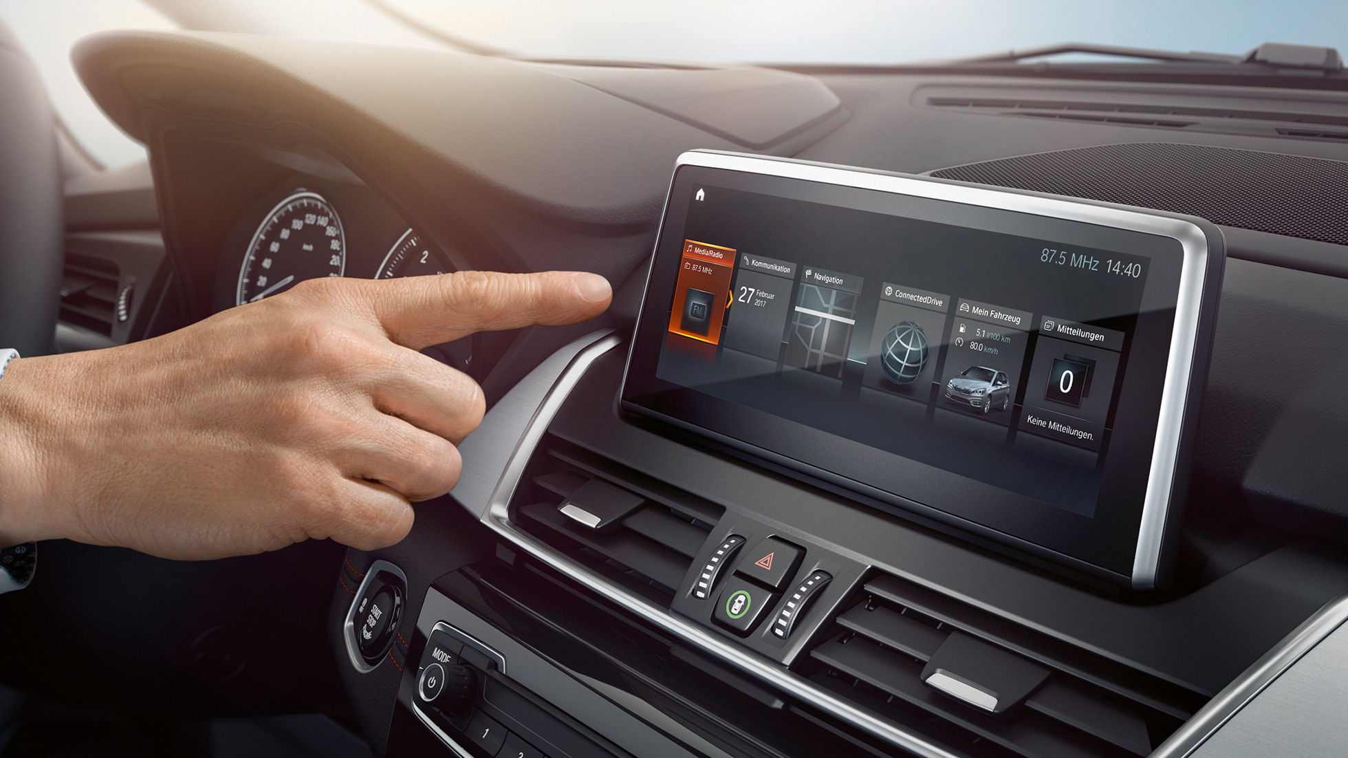BMW Personal CoPilot til BMW 2-serie Active Tourer BMW Personal CoPilot BMW 2-serie Active Tourer F45 2018 Control Display Innvendig kupe