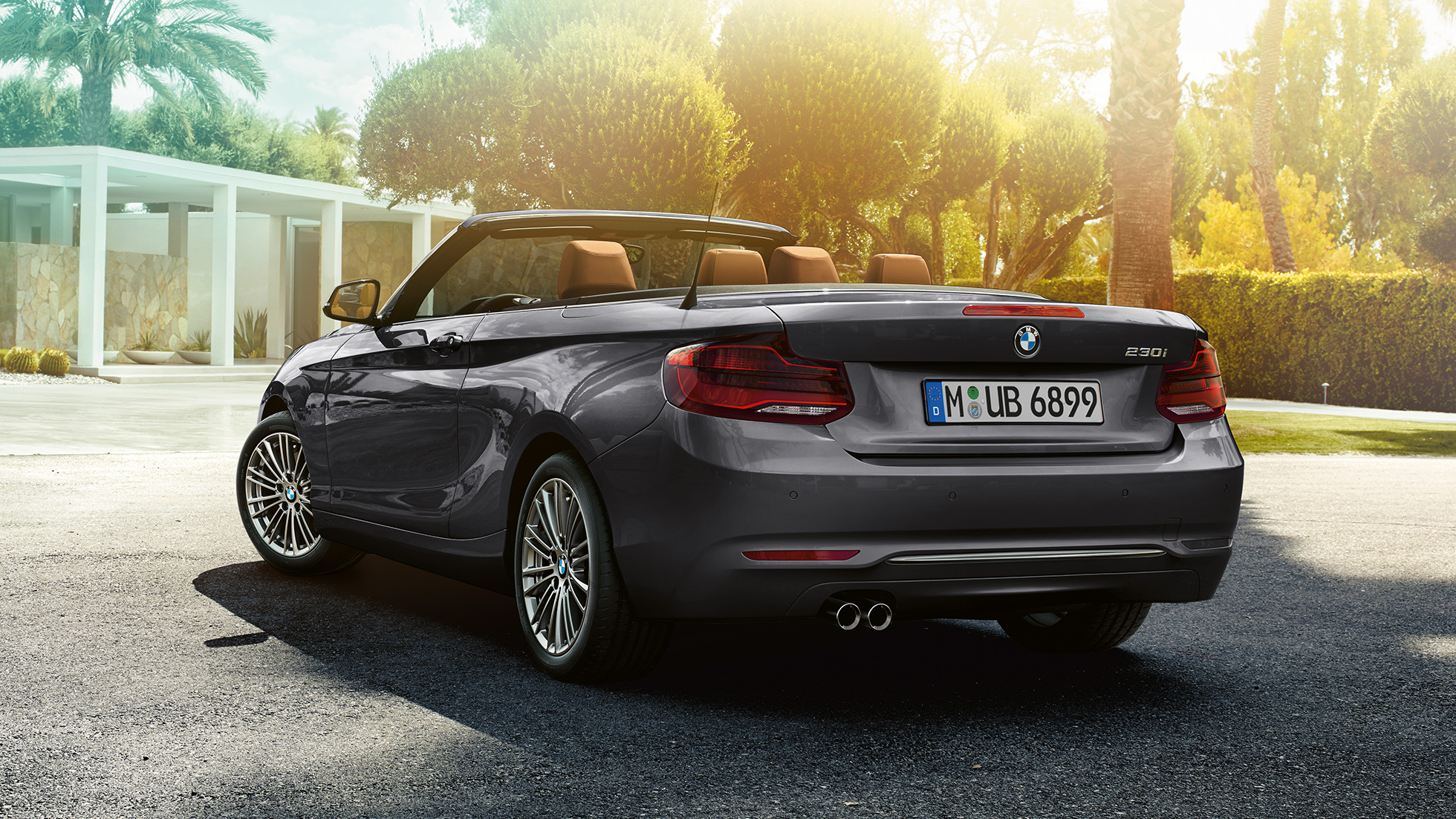 BMW 2-serie Cabriolet sett skrått bakfra BMW 2-serie Cabriolet sett skrått bakfra