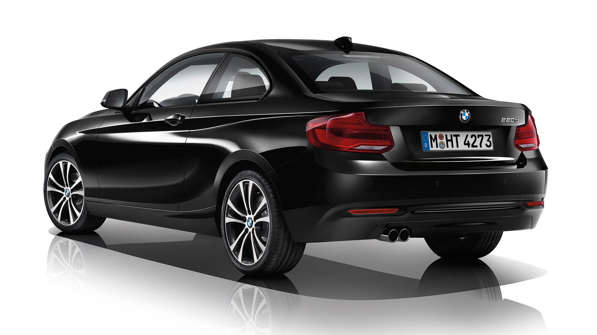 BMW 2-serie Coupé, Model Sport Line sett skrått bakfra BMW 2-serie Coupé, Model Sport Line sett skrått bakfra