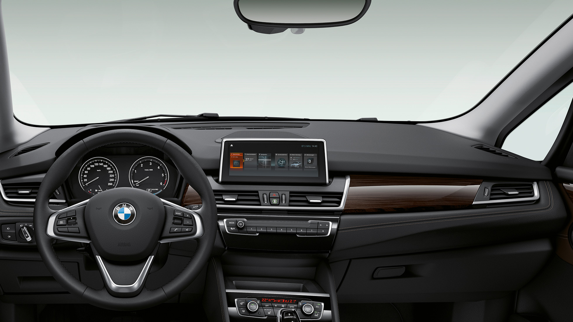 Førerplass BMW 2-serie Gran Tourer modell Luxury Line Førerplass BMW 2-serie Gran Tourer 218d xDrive modell Luxury Line F46 2018 Kupe