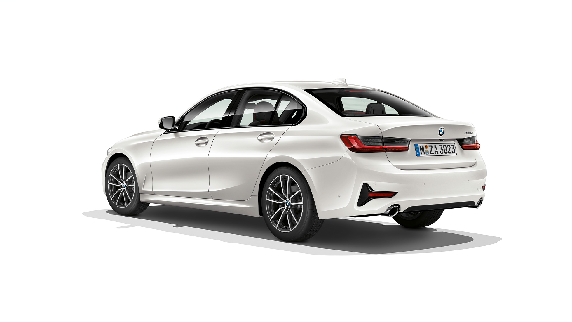 Hekken på BMW 3-serie Sedan som Modell Sport Line. BMW 3-serie Sedan med Modell Sport Line utstyr sett skrått bakfra.