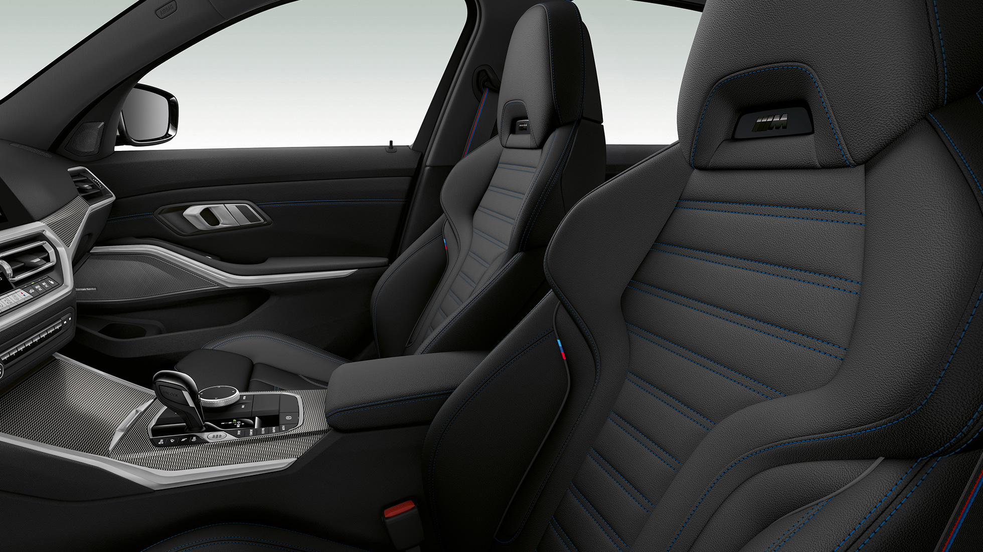 Forseter i BMW 3-serie Sedan som Modell M Sport. Nærbilde av forsetene i BMW 3-serie Sedan med Modell M Sport utstyr sett fra siden.