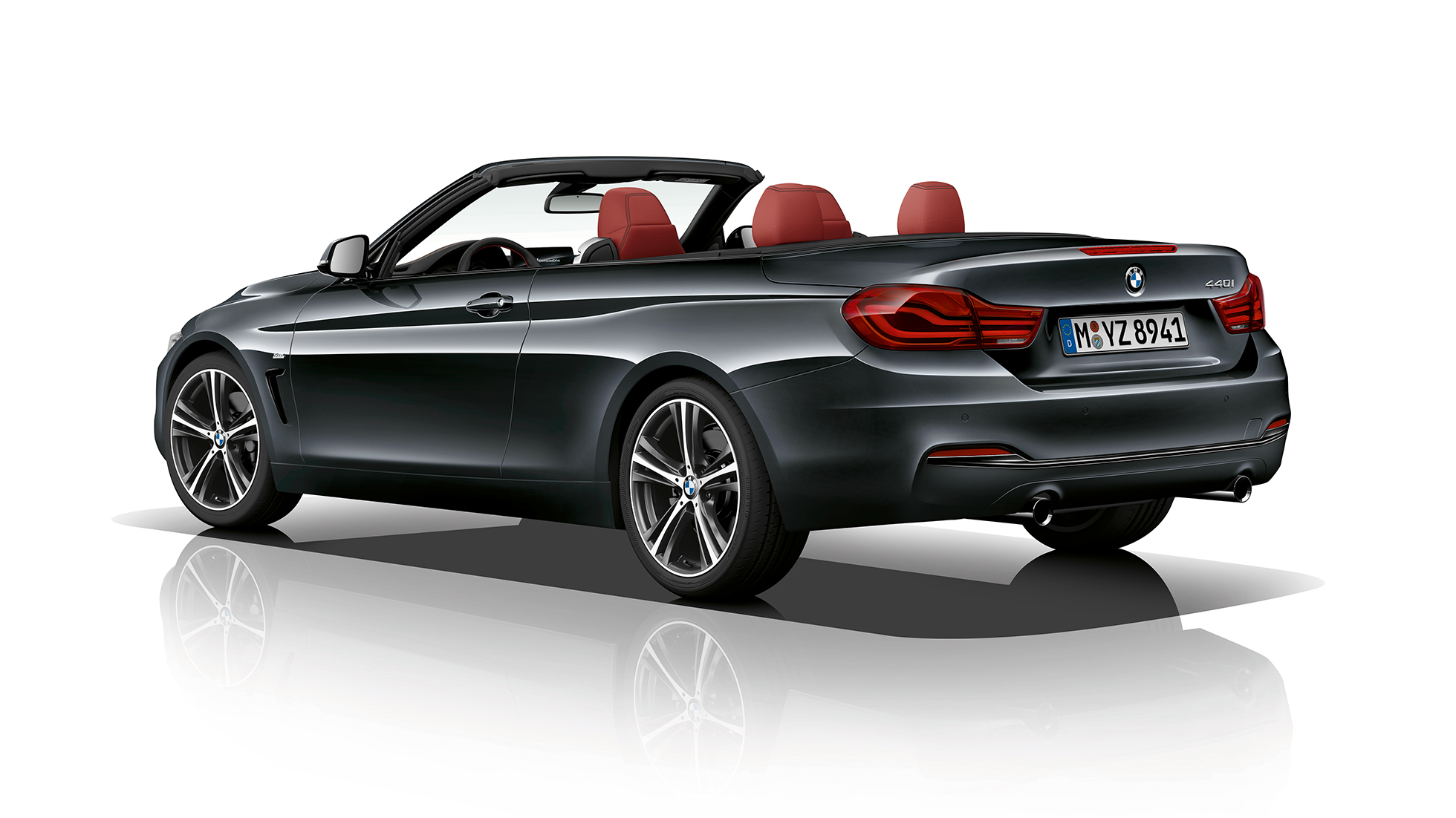 BMW 4-serie Cabriolet, Model Sport Line sett skrått bakfra BMW 4-serie Cabriolet, Model Sport Line sett skrått bakfra