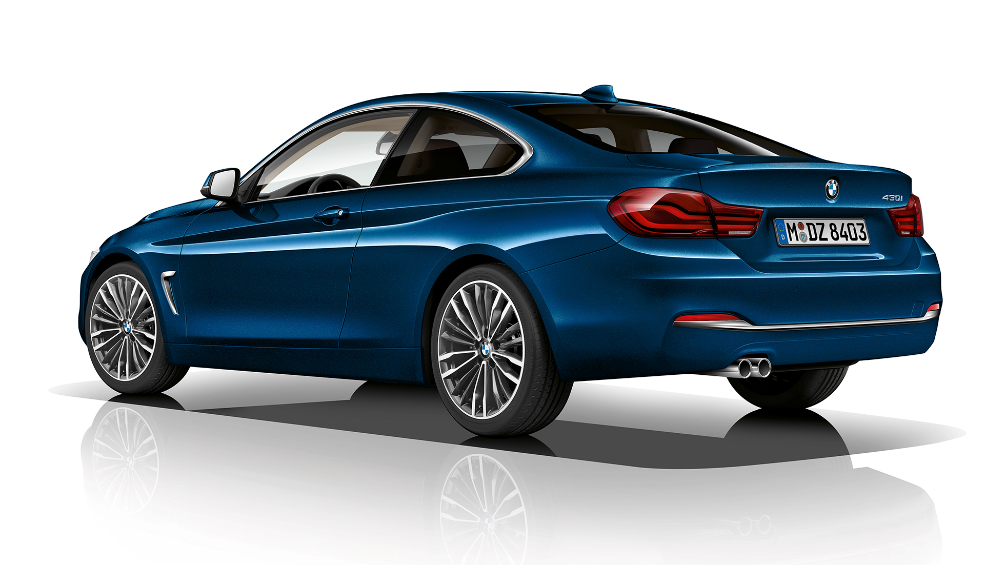 BMW 4-serie Coupé, Model Luxury Line sett skrått bakfra BMW 4-serie Coupé, Model Luxury Line sett skrått bakfra
