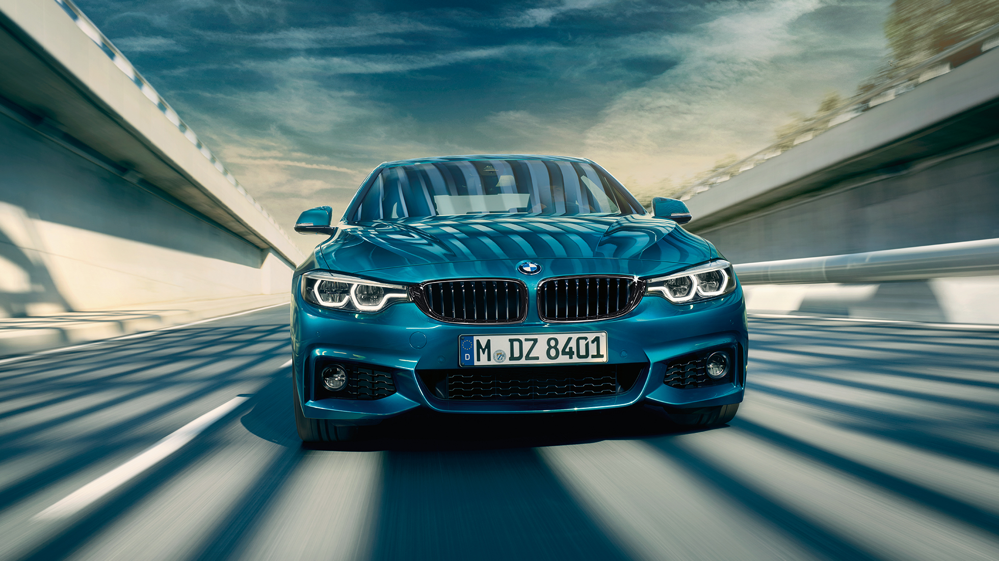 Fronten på BMW 4-serie Coupé som står i ro Fronten på BMW 4-serie Coupé som står i ro