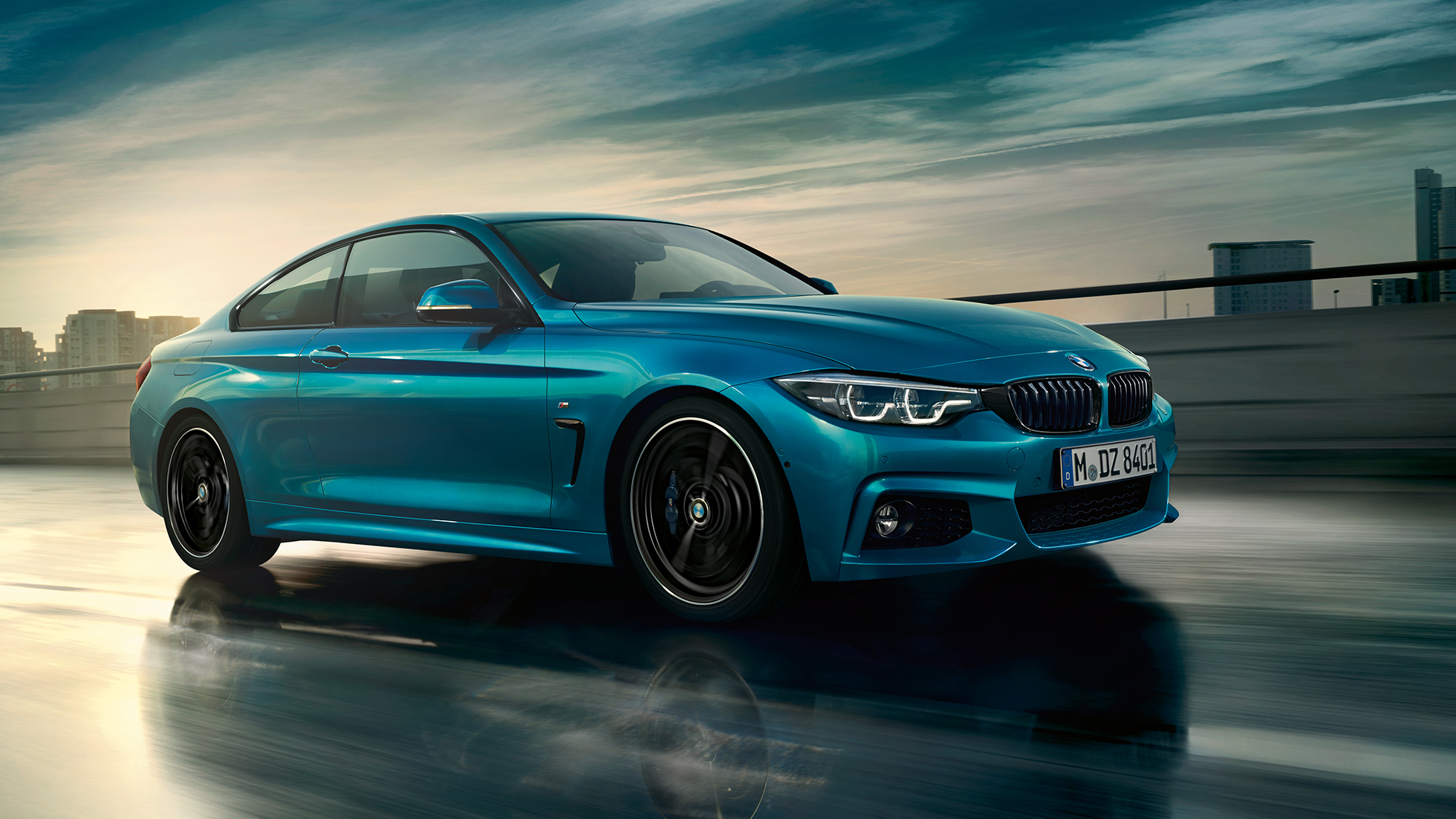 BMW 4-serie Coupé sett fra siden BMW 4-serie Coupé sett fra siden