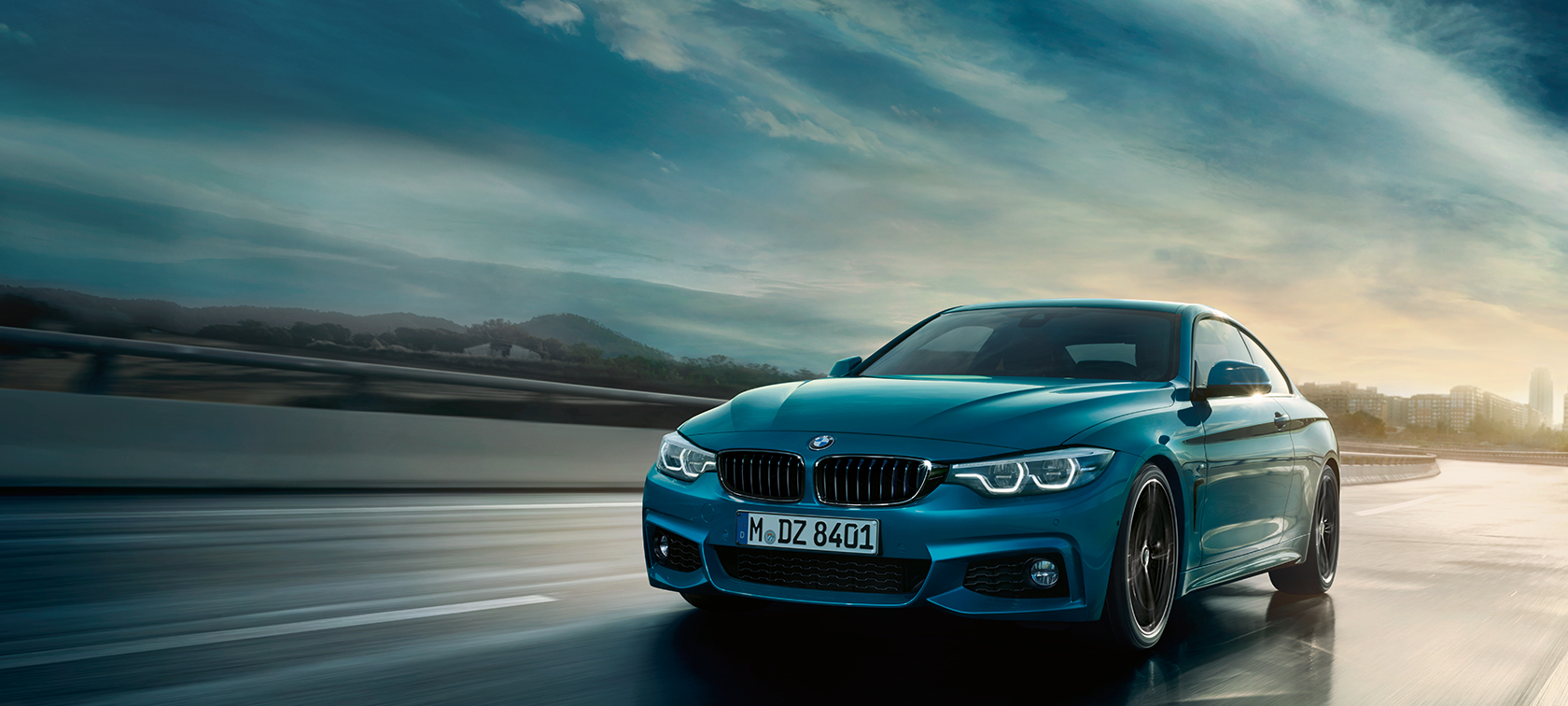 BMW 4-serie Coupé som kjører BMW 4-serie Coupé som kjører