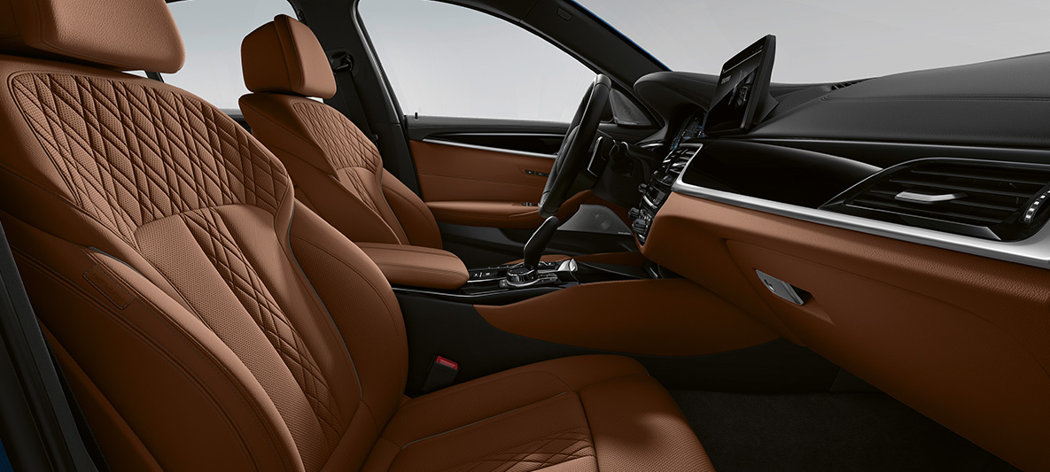 Helskinn BMW 5-serie Touring G31 Individual interiør Helskinn BMW 5-serie Touring Individual G31 Facelift 2020 interiør førerplass
