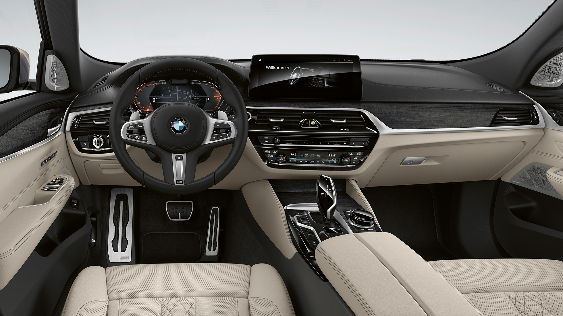 Førerplass BMW 6-serie Gran Turismo M sportspakke G32 2020 BMW 6-serie Gran Turismo G32 640i xDrive 2020 sportspakke elfenbensfarget nappaskinn interiør