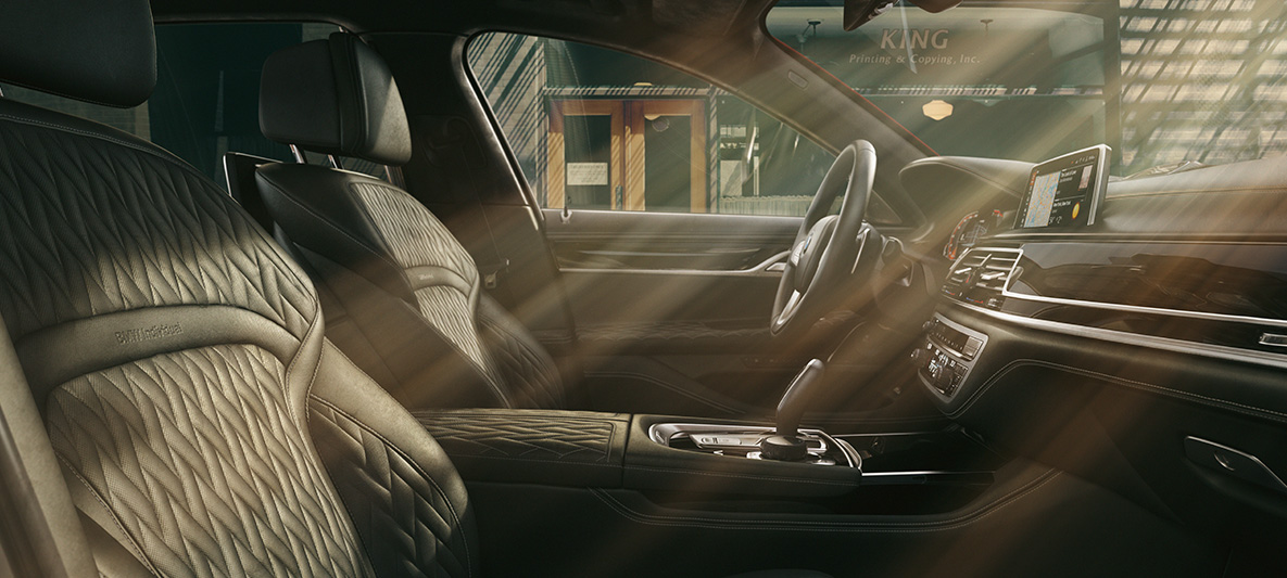BMW Individual 7-serie Sedan med kvalitetsinteriør BMW Individual 7-serie Sedan med sort kvalitetsinteriør