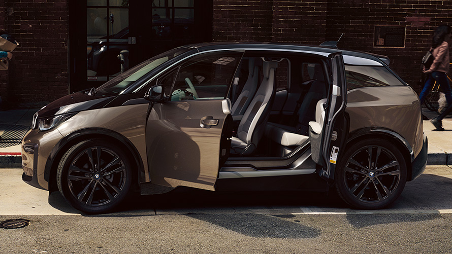 BMW i3. BMW i3.