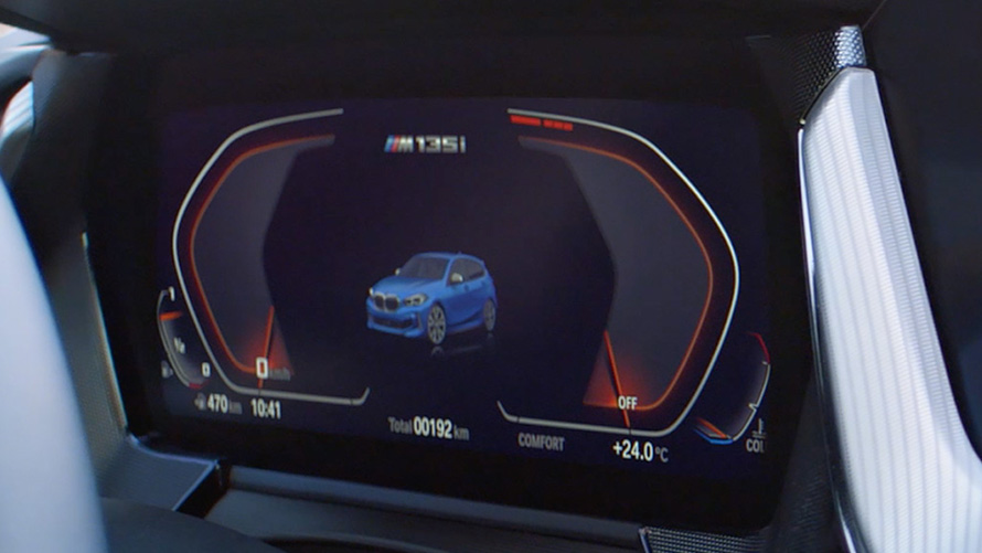 BMW M135i xDrive (F40) i M Misanoblå metallic i video The BMW M135i xDrive (F40) i M Misanoblå metallic i video