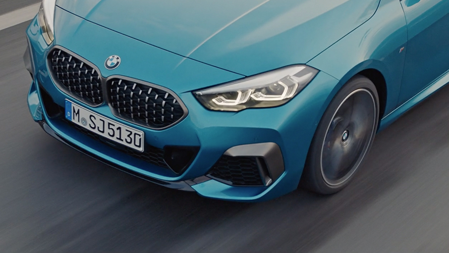 Film BMW M235i xDrive Gran Coupé Film BMW M235i xDrive Gran Coupé 2020 safirsort metallic F44