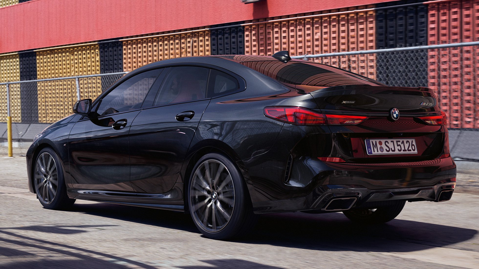 Coupélinje BMW M235i xDrive Gran Coupé Coupélinje BMW M235i xDrive Gran Coupé 2020 safirsort metallic F44 sett skrått fra siden