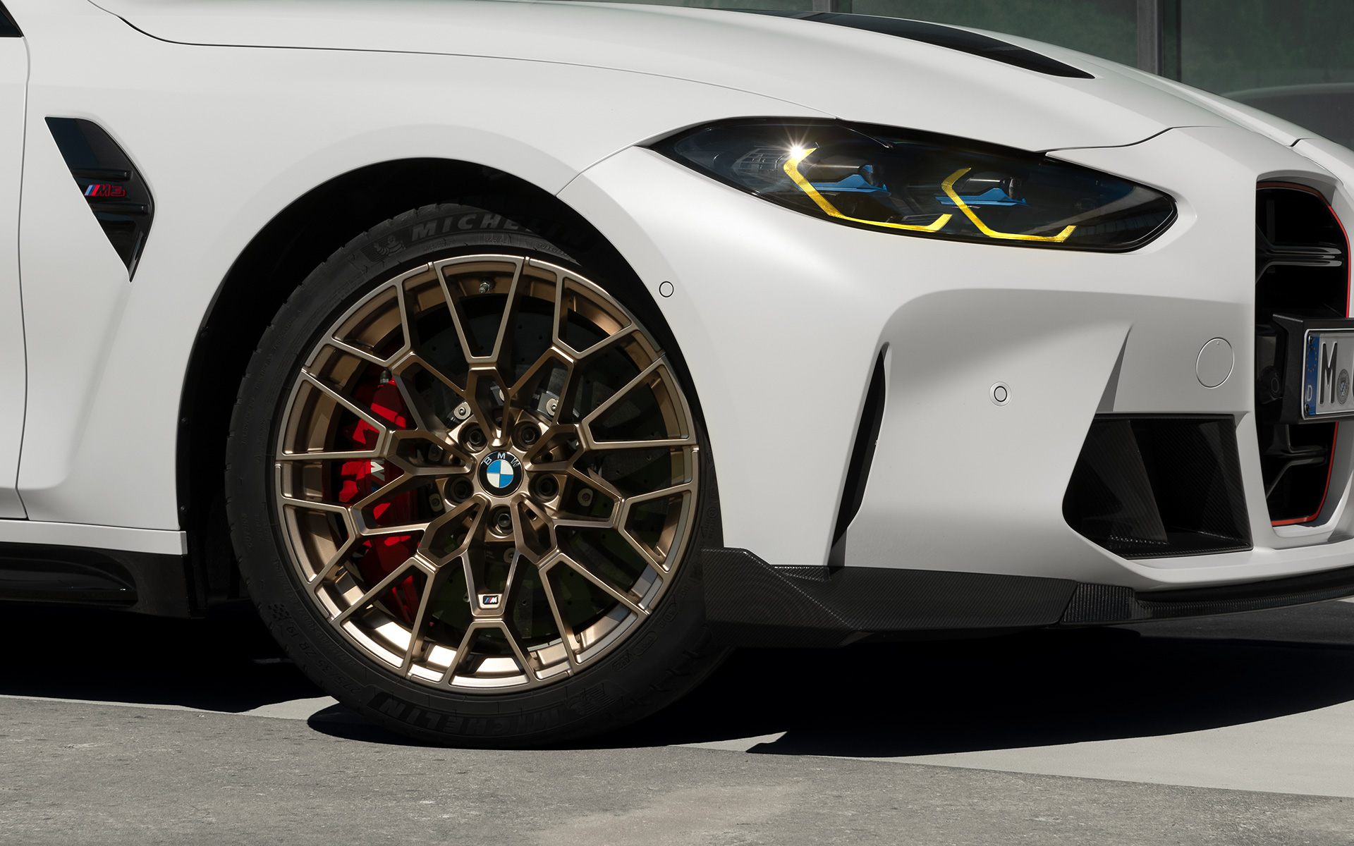 Lettmetallfelger i eksklusivt CS-design med løpsdekk BMW M3 CS G80 BMW M3 CS G80 lettmetallfelger i eksklusivt CS-design med løpsdekk