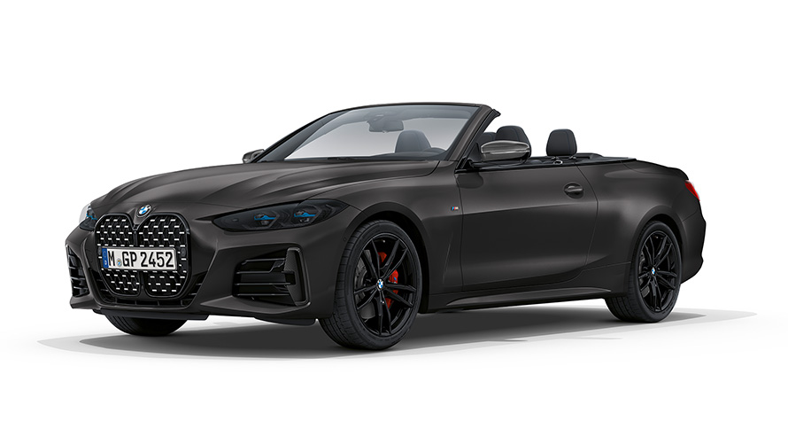 BMW M440i xDrive Cabriolet G23 2020 BMW Individual frostet dyp grå metallic sett skrått forfra med åpen stoffkalesje