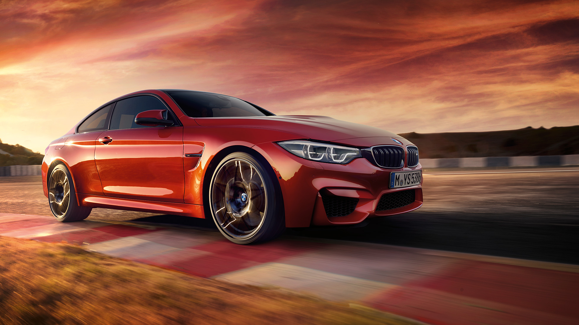 BMW M4 Coupé, M Competition pakke BMW M4 Coupé, M Competition pakke, kjøredynamikk