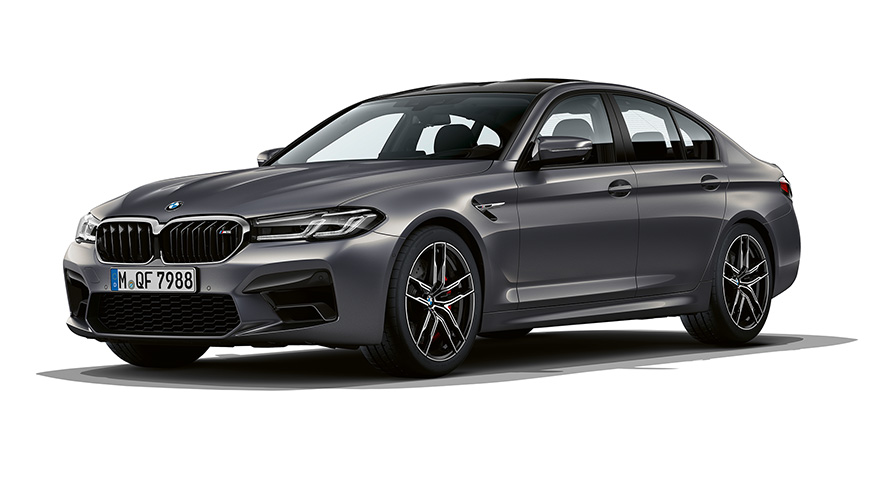 BMW M5 F90 LCI Facelift 2020 BMW Brands Hatch grå metallic sett skrått forfra