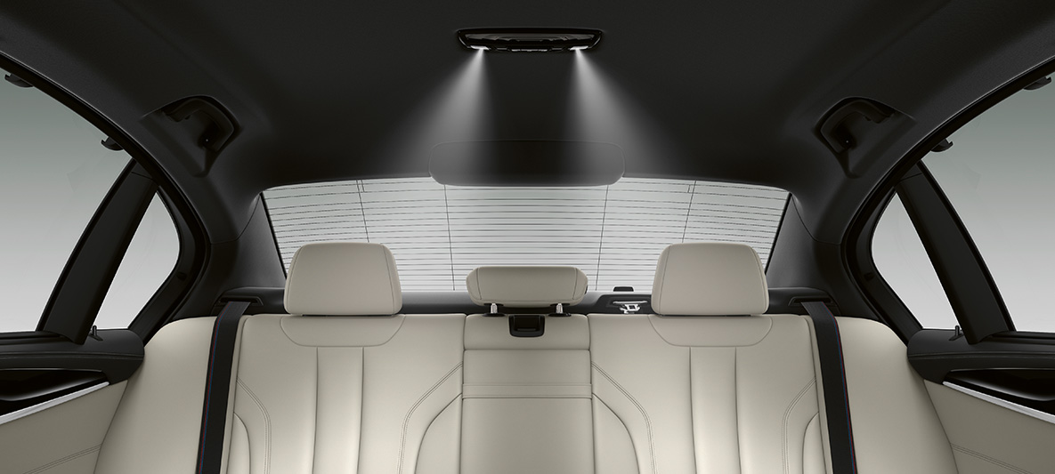 BMW Individual BMW M5 Sedan F90 2020 BMW Individual taktrekk antrasitt med lys BMW Individual BMW M5 Sedan LCI Facelift 2020 BMW Individual taktrekk antrasitt med lyst interiør