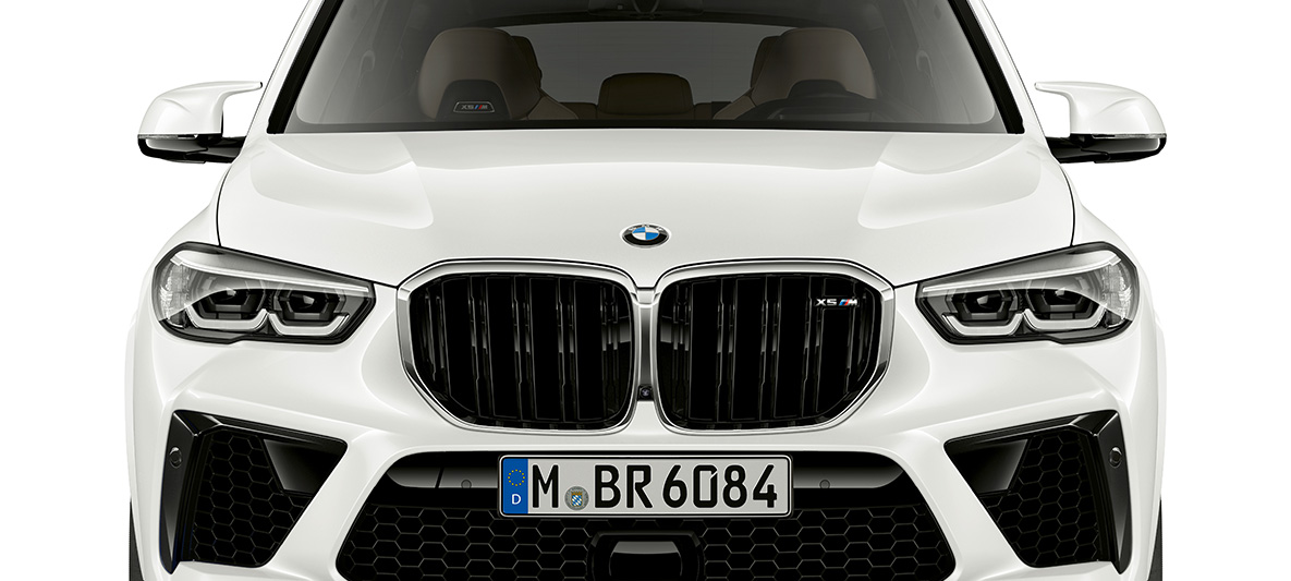 Front BMW X5 M F95 M frontgrill BMW X5 M Mineralhvit F95 2020 SUV sett forfra