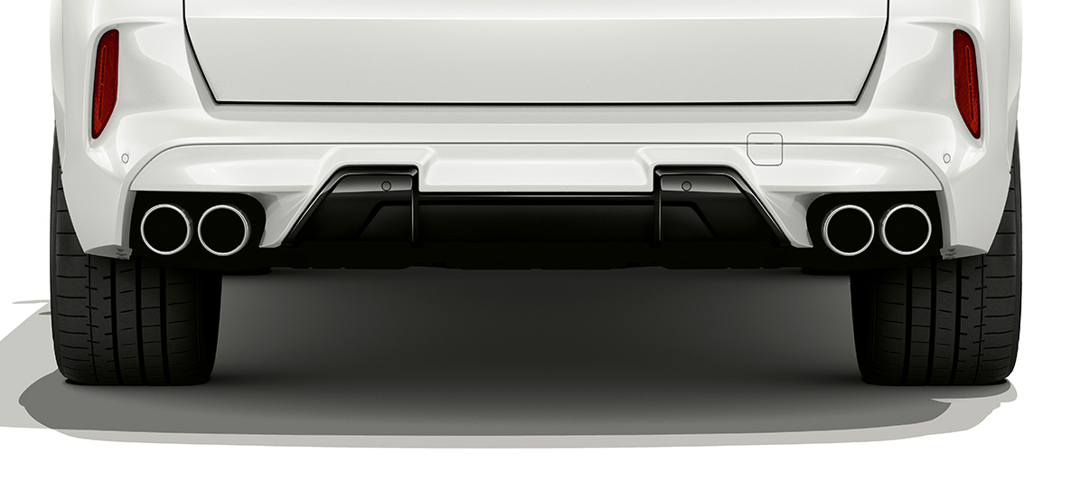 Hekkskjørt BMW X5 M F95 Hekkskjørt BMW X5 M Mineralhvit F95 2020 SUV sett bakfra