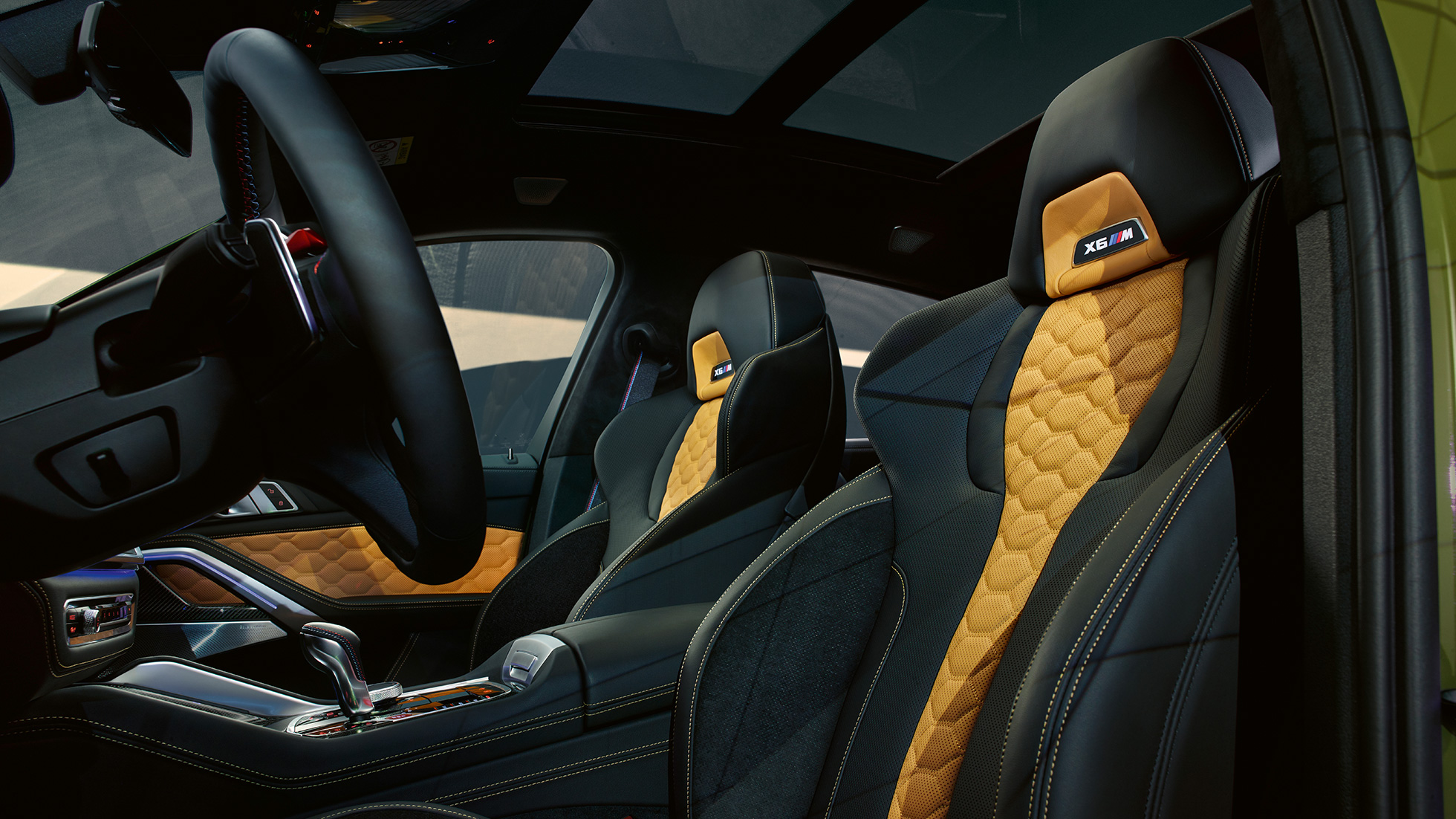 M multifunksjonsseter BMW X6 M Competition M Multifunksjonsseter BMW X6 M Competition F96 2020 interiør