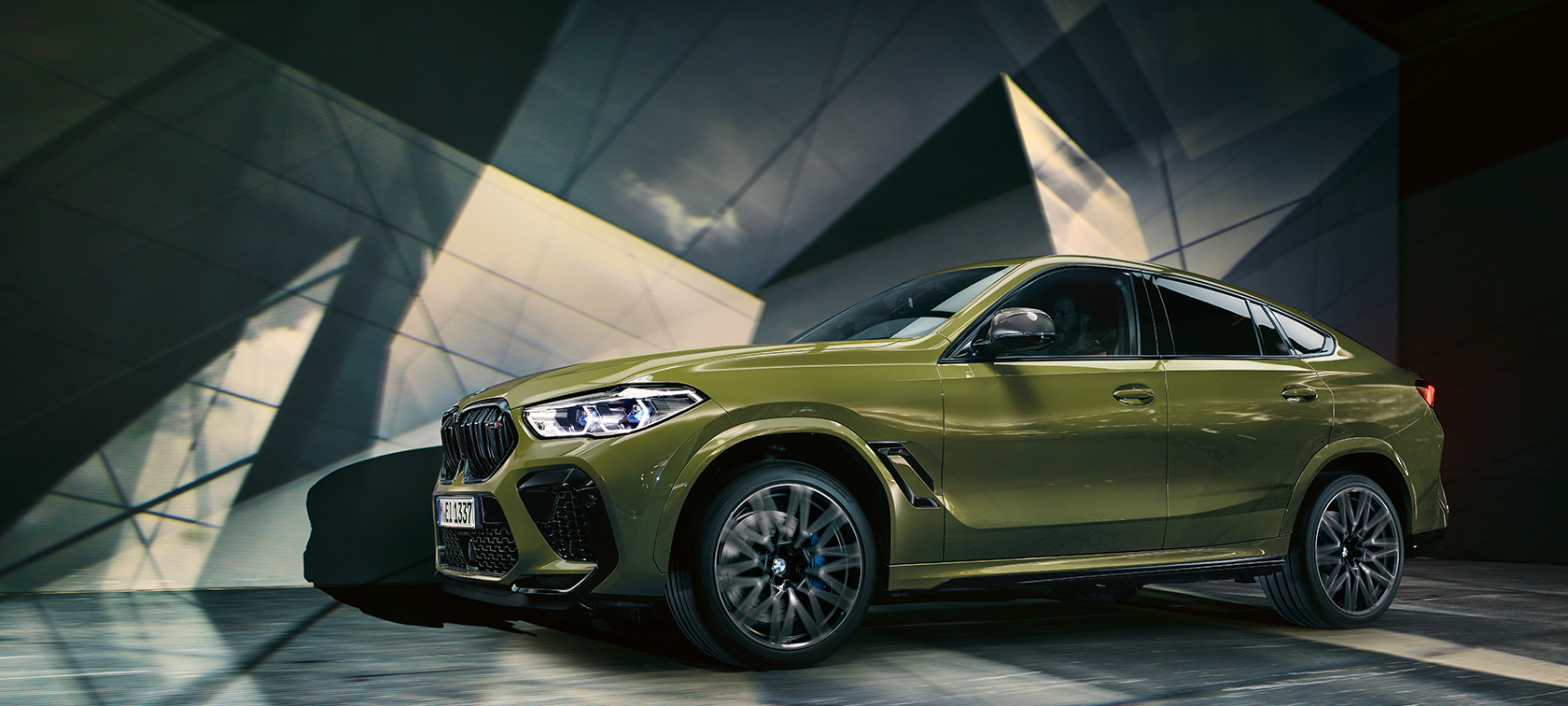 De nye BMW X6 M-modeller De nye BMW X6 M-modeller BMW Individual spesiallakk Urban grønn F96 2020